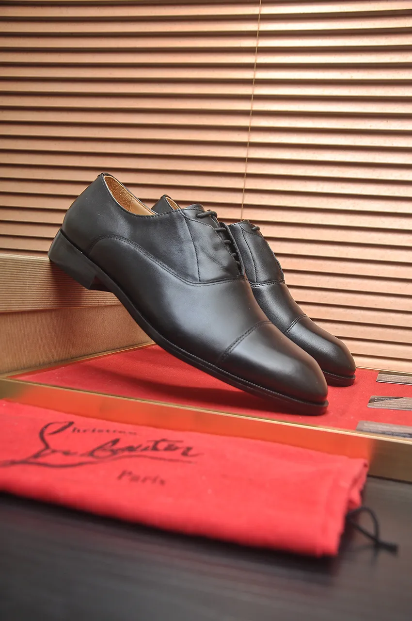 Men's shoes 💰620💶 [Chrstian Loubotin] Red-soled shoes 💋Original mold opening, the highest version on the market, purely handmade ➕Imported cowhide uppers, first-layer water-dyed cowhide lining! Original EU high-gloss outsole. 38 to 45 (45 customized)